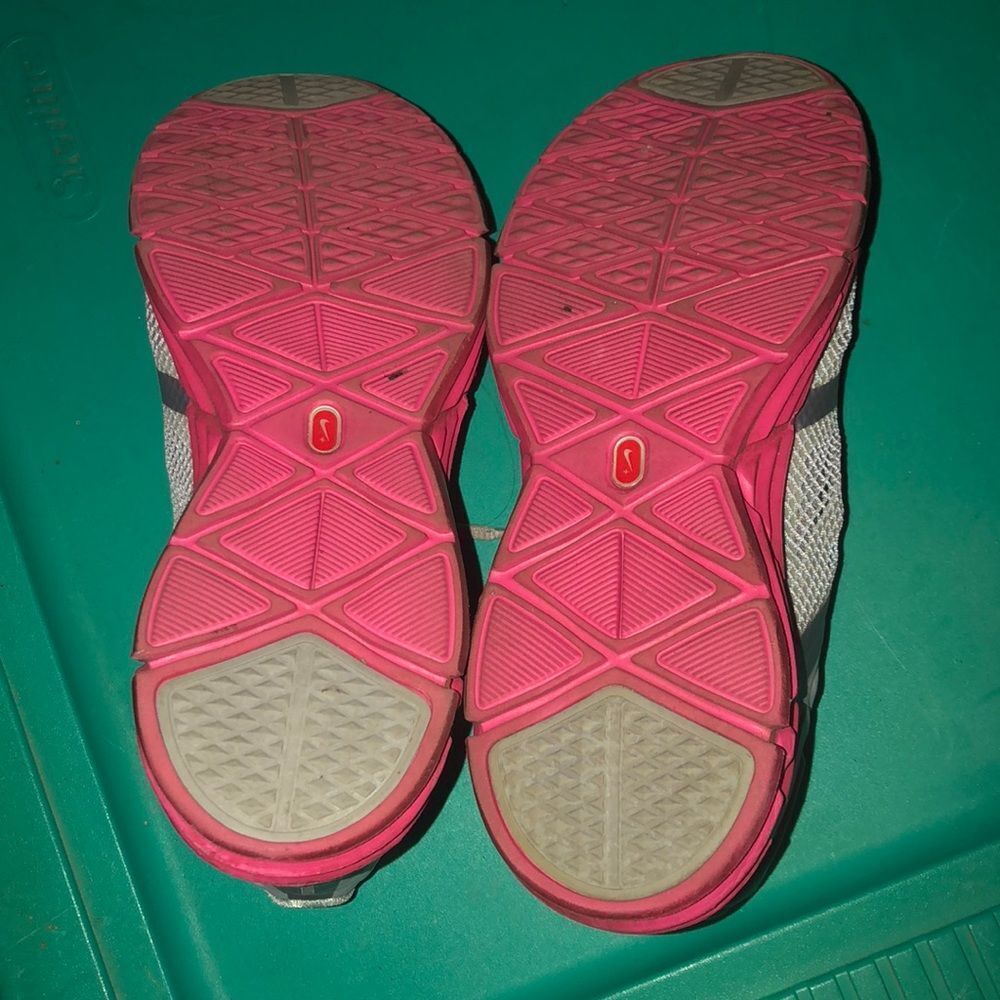 Nike sneakers - Picture 5 of 5